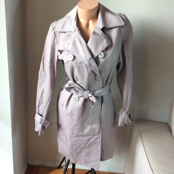 Kenneth Cole New York Jackets & Blazers - 🎉Kenneth Cole NY Light Grey Trench Coat Size S🎉